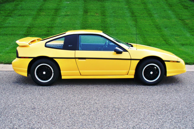 1988 Pontiac Fiero GT - photo 10