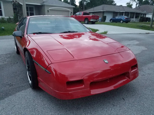 1988 Pontiac Fiero GT V6 Automatic Excellent Shape Glass Roof Alloy Wheels 1988 Pontiac Fiero GT