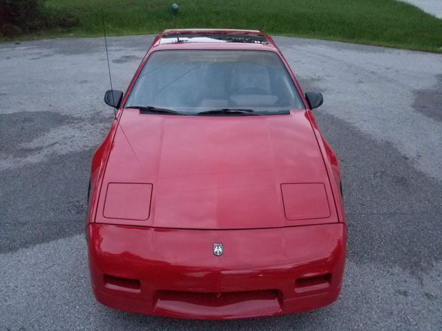 1988 Pontiac Fiero GT - photo 2