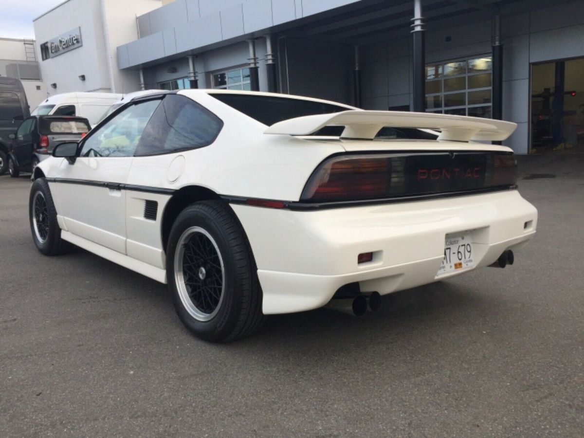 1988 Pontiac Fiero GT - photo 5