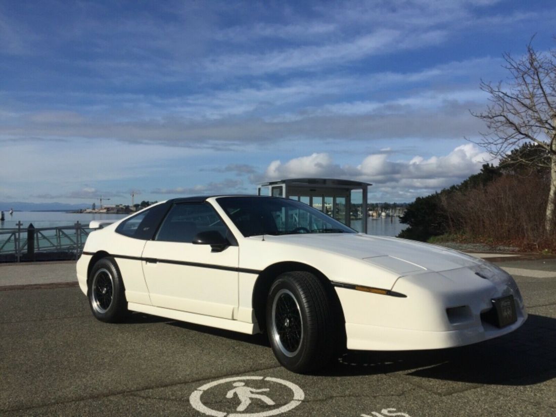 1988 Pontiac Fiero GT - photo 8
