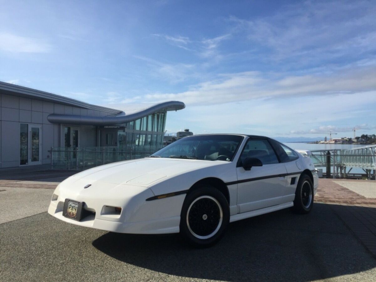 1988 Pontiac Fiero GT - photo 9