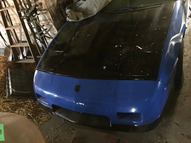 1988 Pontiac Fiero SE - photo 2