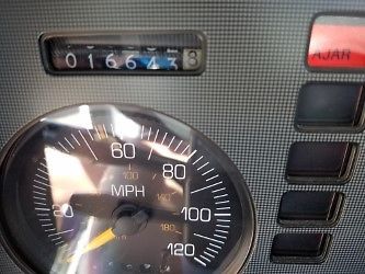 1988 Pontiac Fiero Sport Coupe 2-Door - photo 9