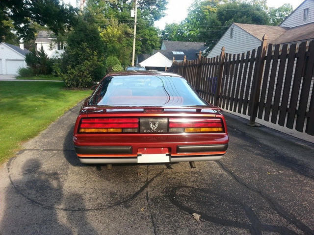 1988 Pontiac Firebird Hatchback 2DR - photo 5