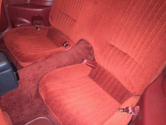 1988 Pontiac Firebird Hatchback 2DR - photo 6