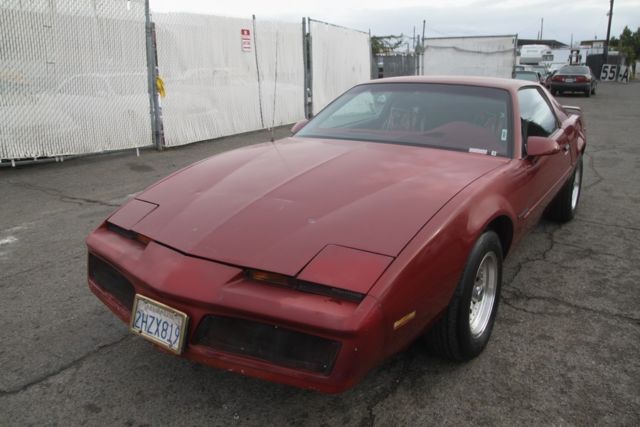 1988 Pontiac Firebird Automatic 6 Cylinder NO RESERVE 1988 Pontiac Firebird Base Coupe 2-Door