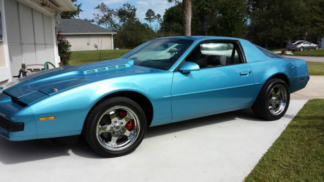 1988 Pontiac Firebird Custom LT1 6spd 1988 Pontiac Firebird