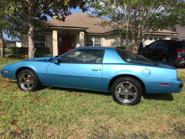 1988 Pontiac Firebird Formula - photo 2
