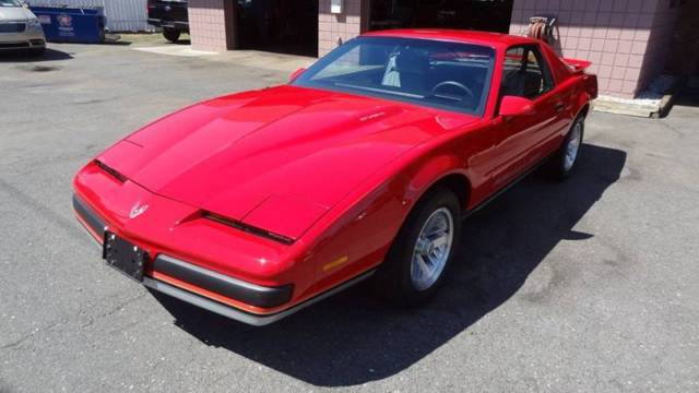 1988 Pontiac Firebird Formula 2dr Hatchback - photo 2