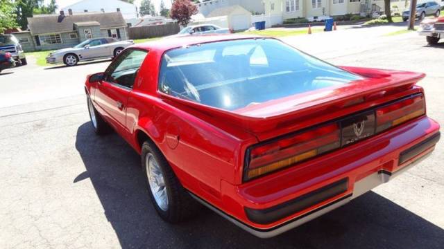 1988 Pontiac Firebird Formula 2dr Hatchback - photo 4