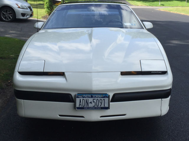1988 Pontiac Firebird 305 TPI 5 speed 58k miles - photo 2