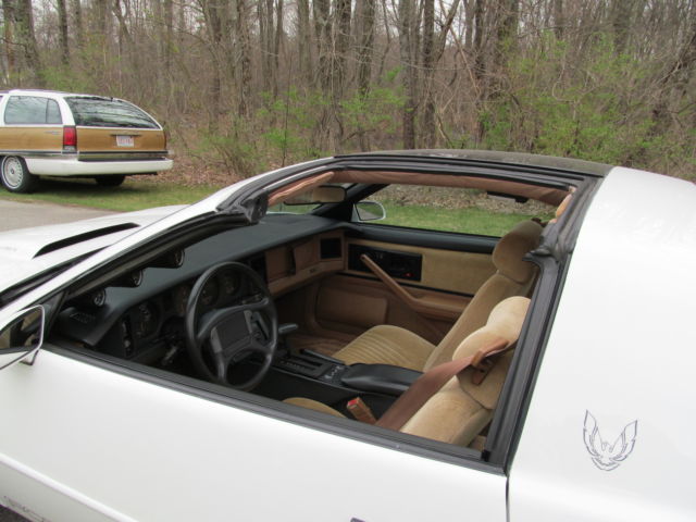 1988 Pontiac Firebird Formula T-top - photo 9