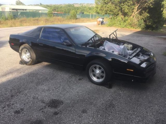 1988 Pontiac Firebird GTA - photo 2