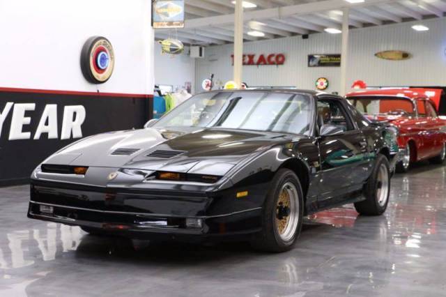 1988 Pontiac Firebird Trans Am GTA 2dr Hatchback - photo 2