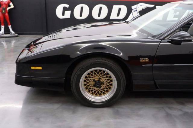 1988 Pontiac Firebird Trans Am GTA 2dr Hatchback - photo 6