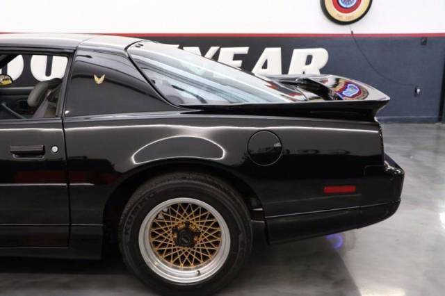 1988 Pontiac Firebird Trans Am GTA 2dr Hatchback - photo 9
