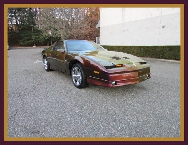1988 Pontiac Firebird Trans Am GTA Coupe 5.7L 8-Cyl Low Miles 1988 Pontiac Firebird Trans Am GTA