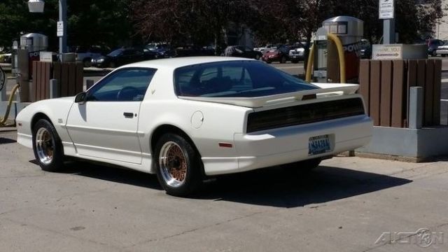 1988 Pontiac Firebird Trans Am GTA Edition - photo 3