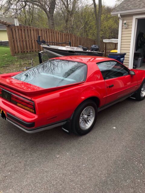 1988 Pontiac Formula 350/ 19,285 Original Miles 1988 Pontiac Firebird