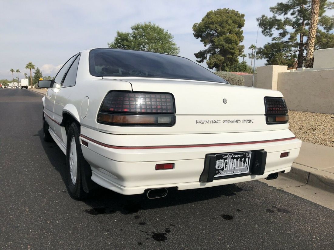 1988 Pontiac Grand Prix SE - photo 10