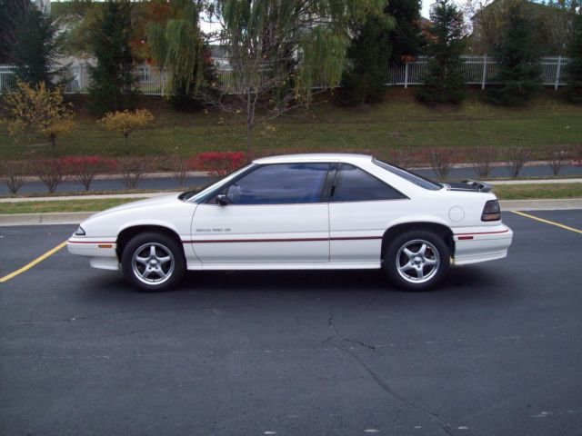 1988 Pontiac Grand Prix SE - photo 9
