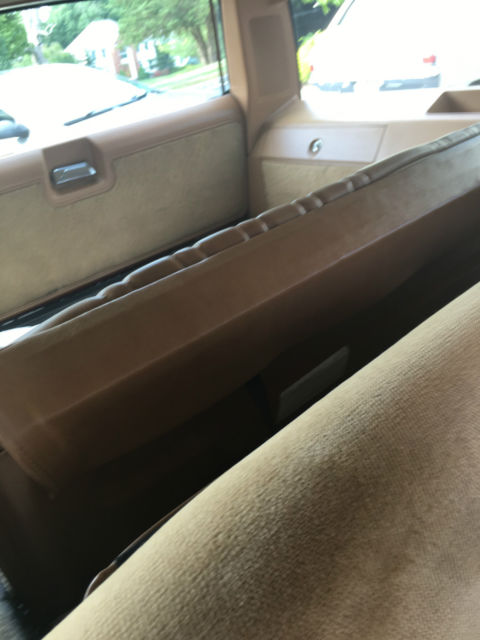 1988 Pontiac Other Base Wagon 4-Door
