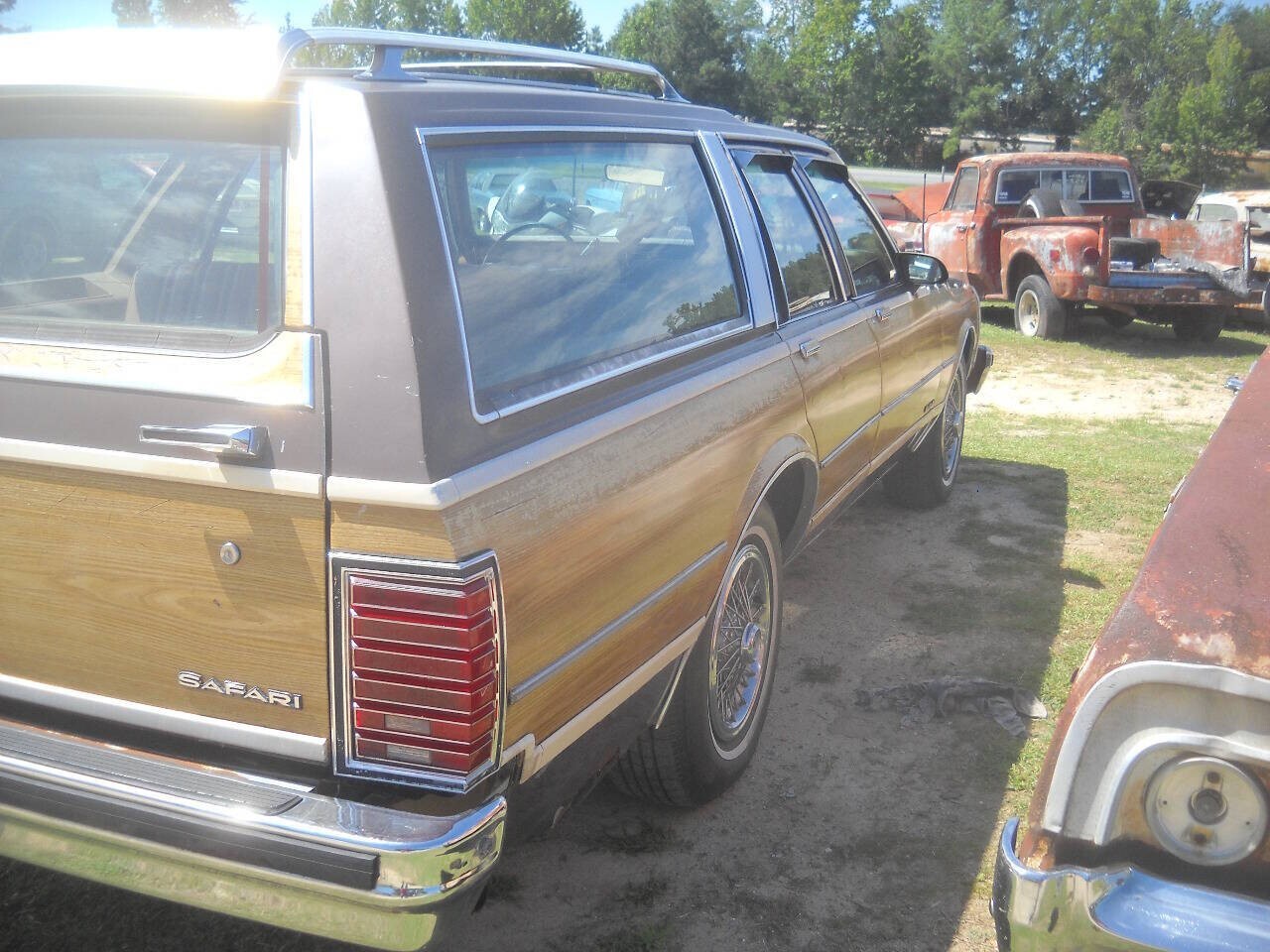 1988 Pontiac Safari Base 4dr Wagon - photo 4