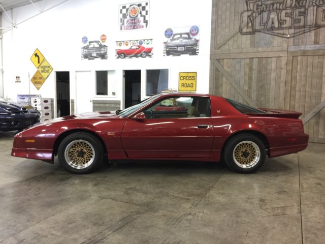 1988 Pontiac Trans Am GTA 5.7L TPI - photo 2