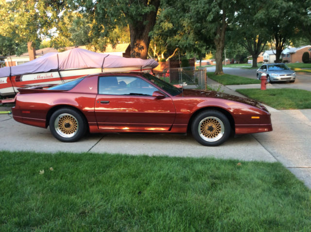 1988 Pontiac Trans am GTA, digital dash , low miles, great condition 1988 Pontiac Firebird GTA