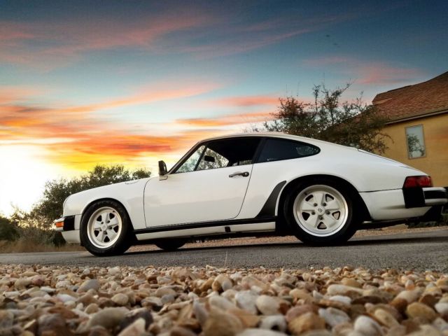 1988 Porsche 911 Carrera 1988 Porsche 911 Carrera