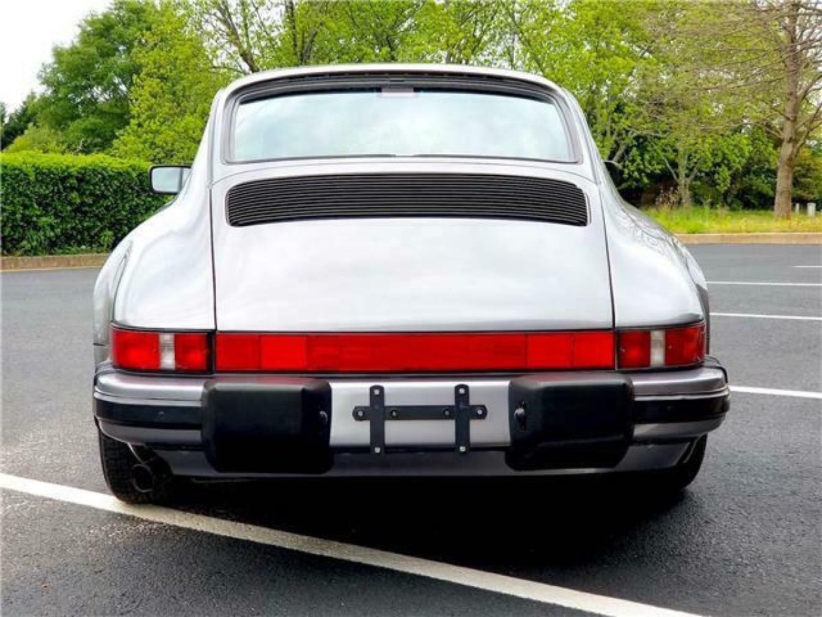 1988 Porsche 911 Commemorative Edition - photo 5