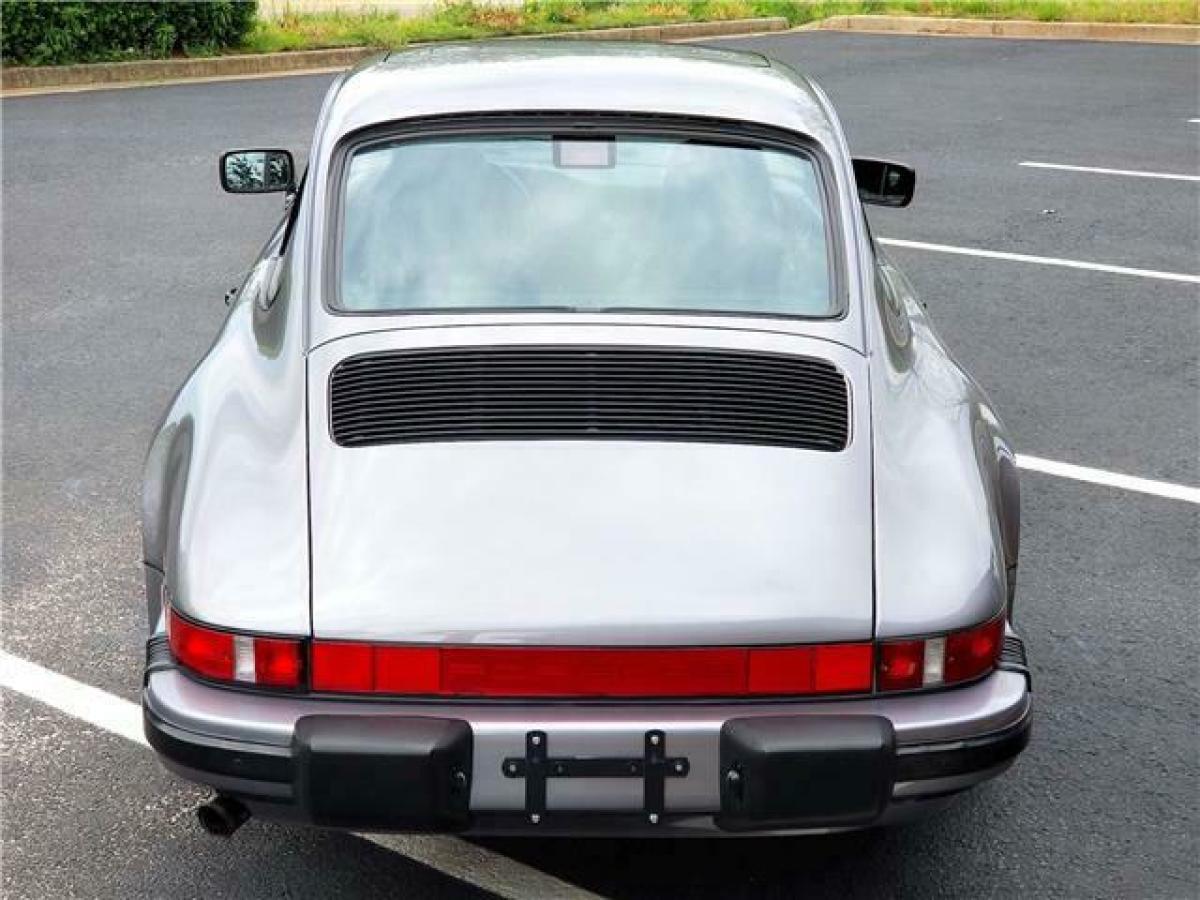 1988 Porsche 911 Commemorative Edition - photo 6