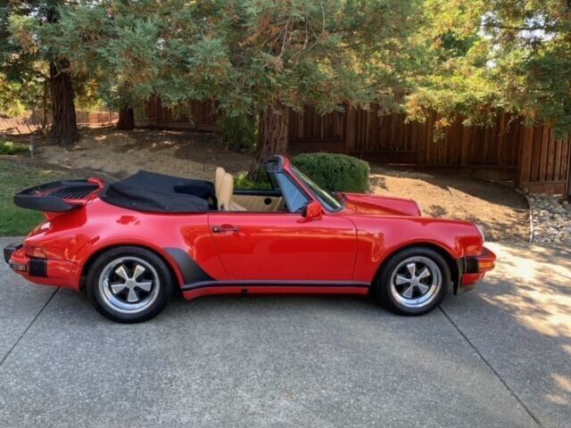 1988 Porsche 911 Turbo-Look Cabriolet 1988 Porsche 911