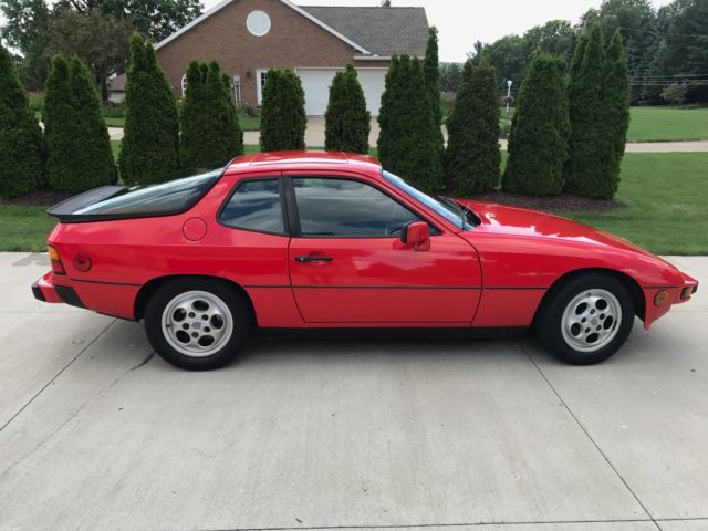 1988 Porsche 924 S 1988 Porsche 924 S