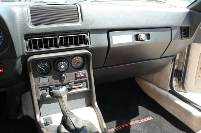 1988 Porsche 924 - photo 13
