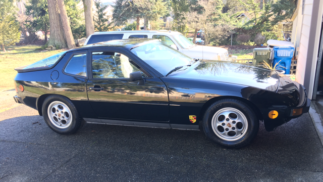 1988 Porsche 924S Special Edition "Club Sport" 1988 Porsche 924 S-Special Edition
