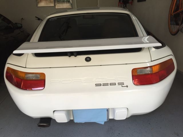 1988 Porsche 928 - photo 6