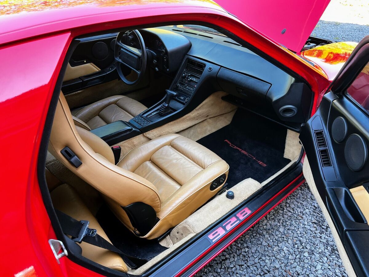 1988 Porsche 928 - photo 10