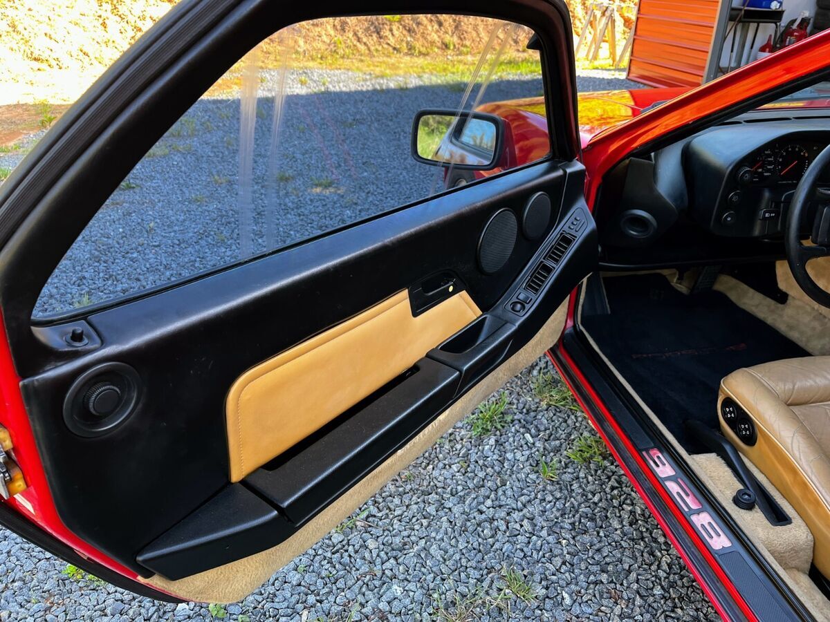 1988 Porsche 928 - photo 12