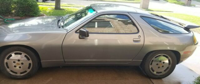 1988 Porsche 928 - photo 4