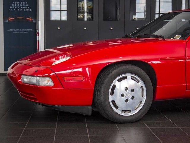 1989 Porsche 928 - photo 2