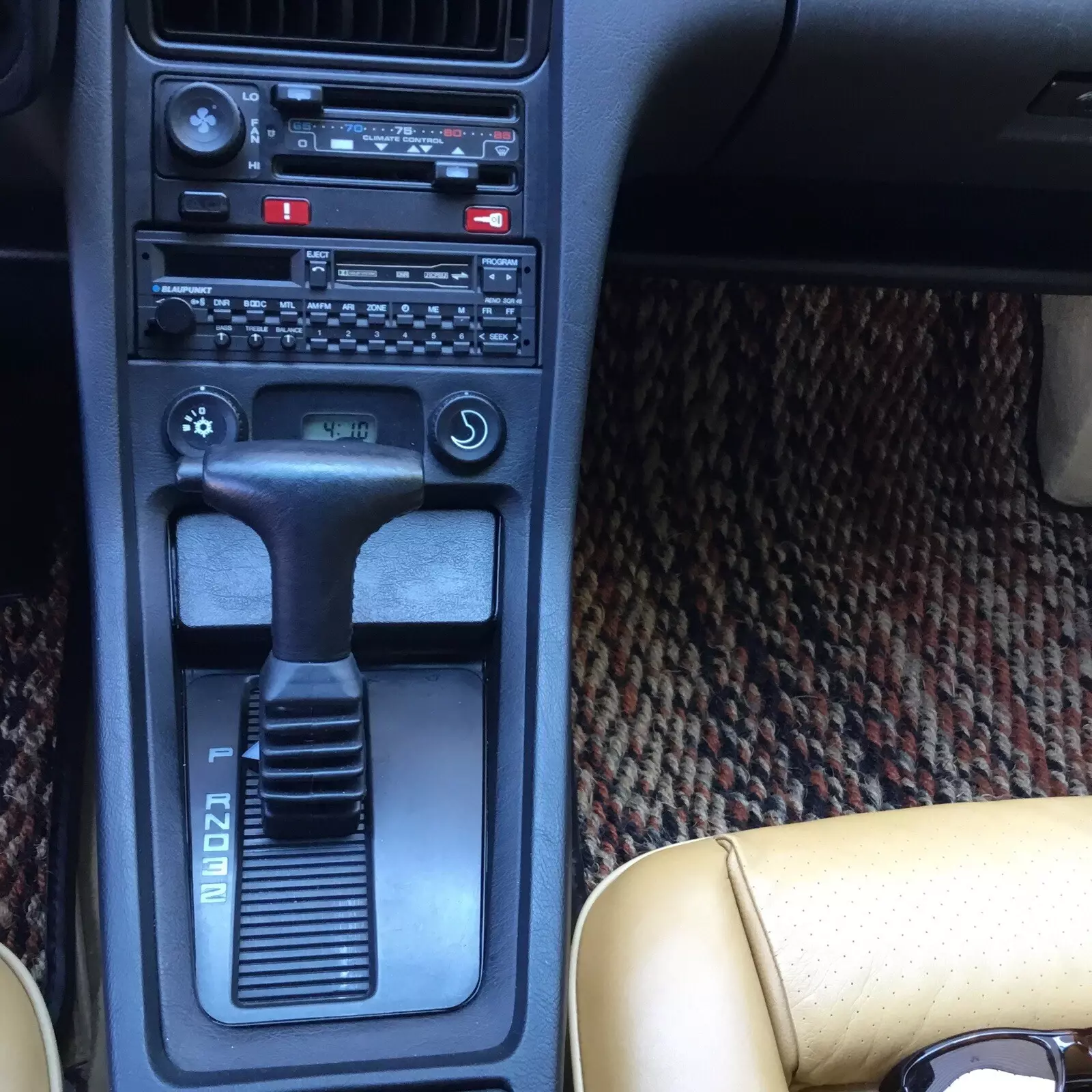1988 Porsche 928 - photo 7