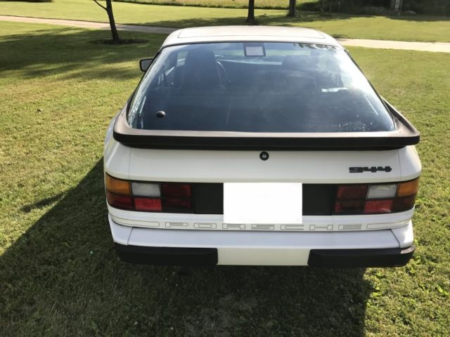1988 Porsche 944 Base Coupe 2-Door - photo 6