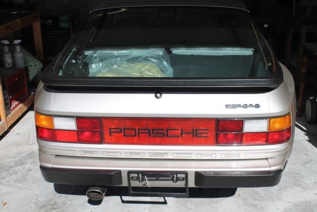 1988 Porsche 944 Coupe 2 Door - photo 4