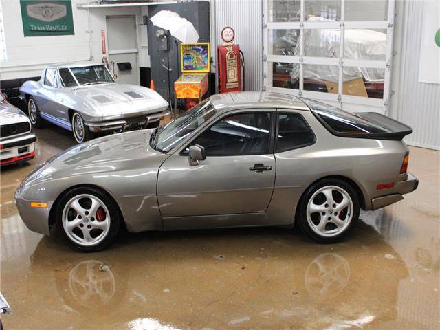 1988 Porsche 944 Turbo Base Coupe 2-Door - photo 7