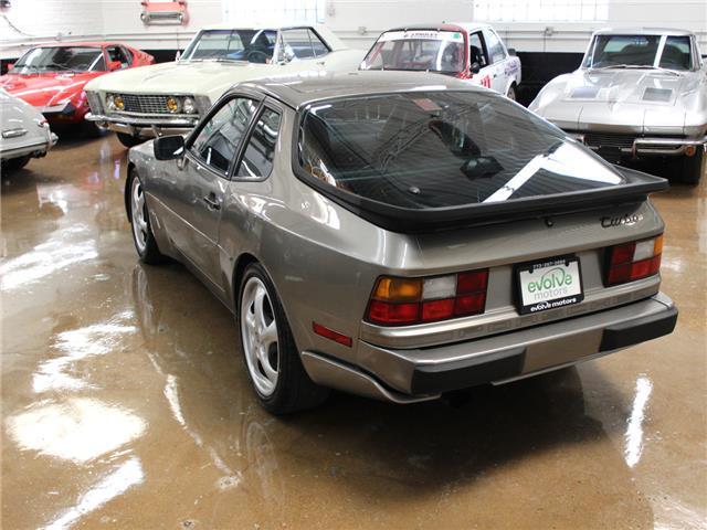 1988 Porsche 944 Turbo Base Coupe 2-Door - photo 9