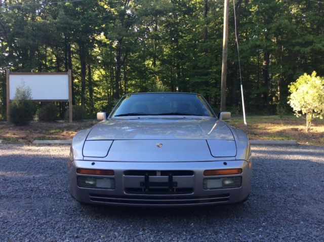 1988 Porsche 944 turbo S 1988 Porsche 944