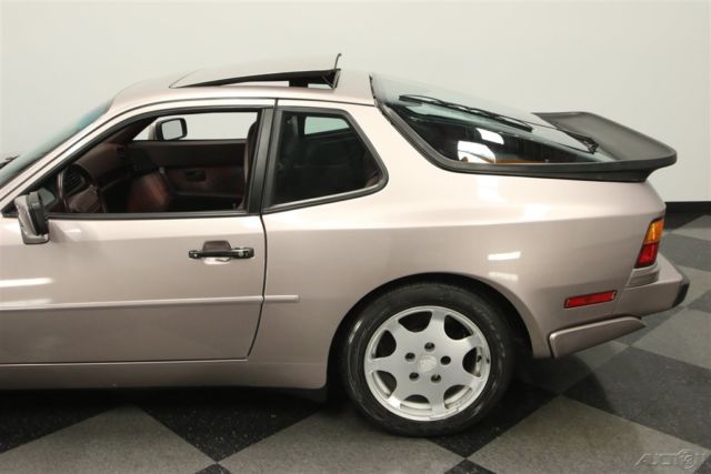 1988 Porsche 944 Turbo S - photo 12