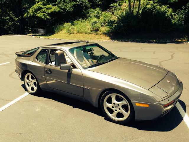 1988 Porsche 944 Turbo S - photo 12